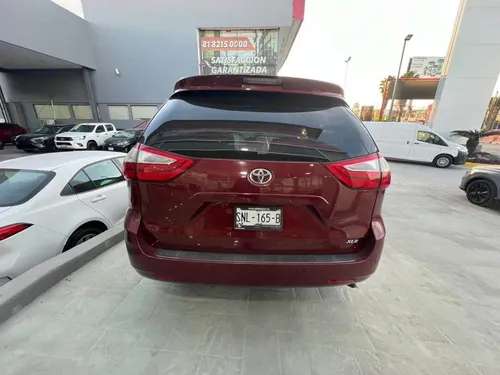 Toyota Sienna 3.5 Xle Piel At