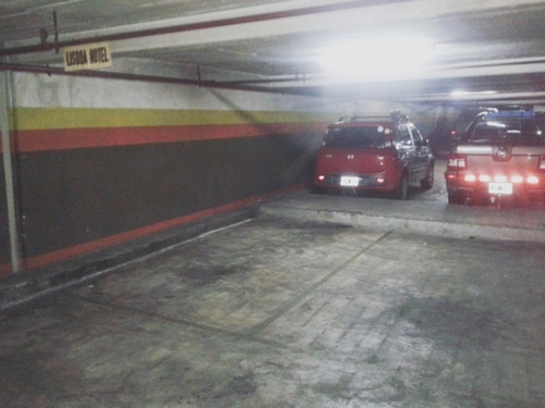 Imagen 8 de 8 de Cochera En Barrio San Nicolas, Oportunidad Inversión