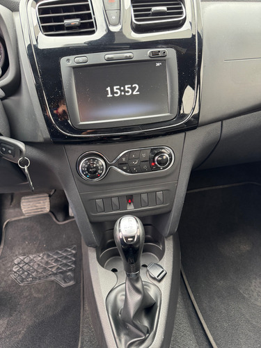 Renault Logan 1.6 Intens Cvt