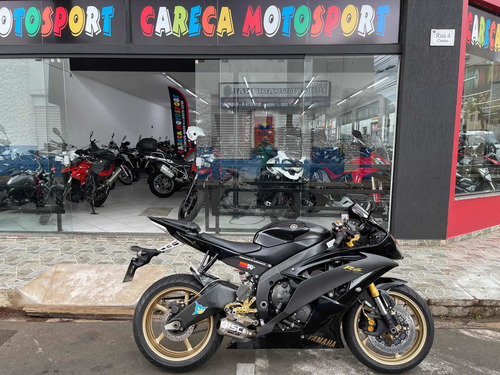 Yamaha R6