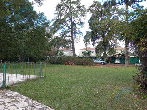 Vmaffia Vende Gran Terreno De 5000m, Ideal Emprendimiento. Calle Saravi A Mtrs De Panamericana.