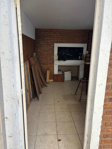 Lacugna Inmobiliaria Vende Casa Excelente Estado Y Ubicación