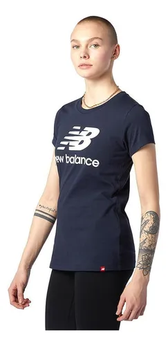 Camiseta New Balance Essentials Stacked Para Mujer-azul