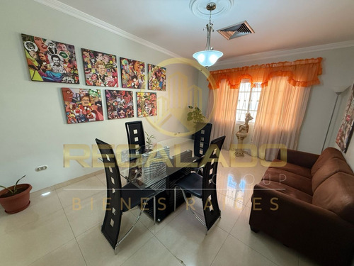 Escv-1641 Zona Oeste Casa Quinta Avenida La Limpia Sector Corazón De Jesus