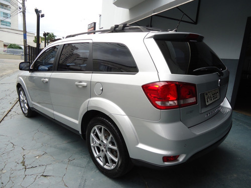 Imagem 2 de 12 de Fiat Freemont 2.4 Gasolina 174 Cv 7 Lugares C/teto 2014 Prat