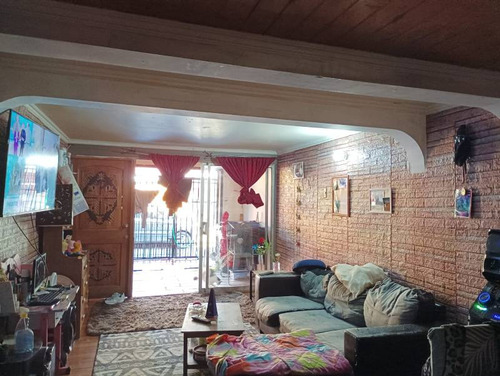 Casa Amplia De 2 Pisos