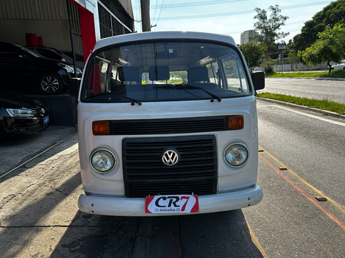 Volkswagen Kombi 1.4 Standard Total Flex 3p