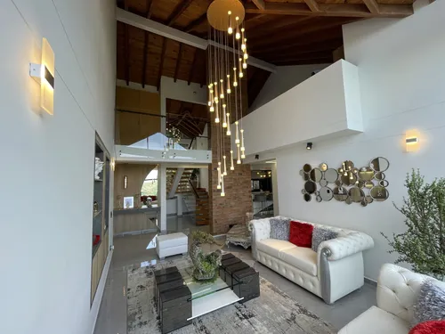 Casa En Venta En Arroyo Hondo. Cod V11628