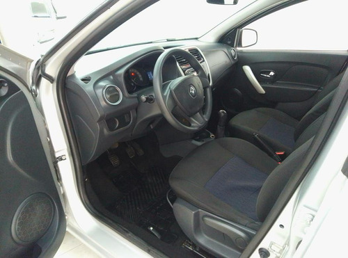 Renault Sandero 1.6 Expression 8v Hi-torque Flex 4p Manual