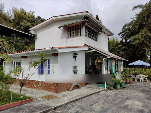 Se Vende De Casa En La Urbanizacion Colinas De Pasatiempo San Antonio De Los Altos Rz