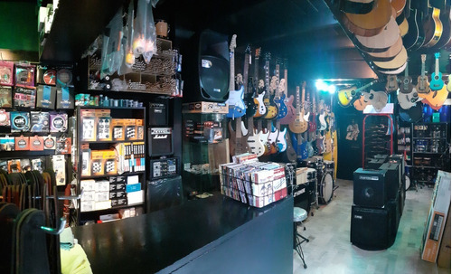 Imagen 2 de 3 de Potenciómetro Para Guitarra O Bajo Alpha B500k Lineal