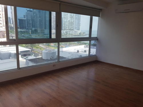 Imagen 8 de 14 de Venta De Apartamento En Bayfront Tower, Av. Balboa 20-8180