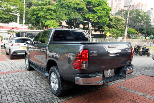 Toyota Hilux 2.8l