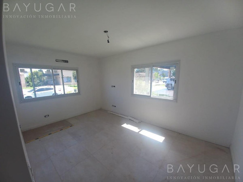 Imagen 19 de 22 de Venta Oportunidad! - Casa A Estrenar En Altos De Campo Grande - Bayugar Negocios Inmobiliarios