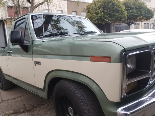 Ford F-100 3.6 Lujo
