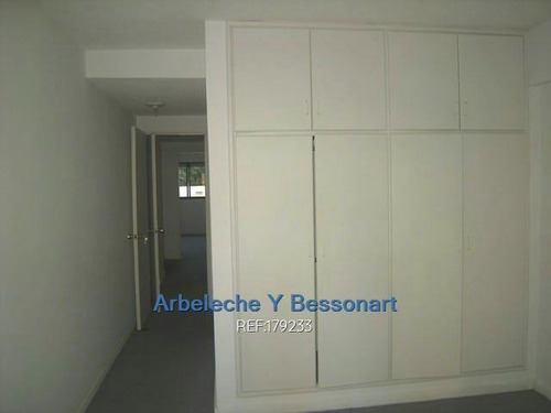 Imagen 9 de 11 de 21 De Setiembre Y Sarmiento!!! 3 Dormitorios+2 Baños+gge!!!