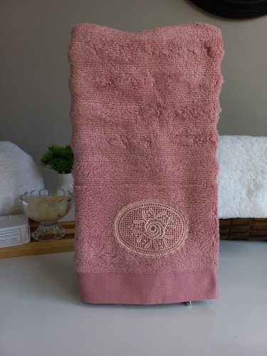 Imagem 2 de 4 de Toalha De Rosto Rosa Queimado Com Guipir