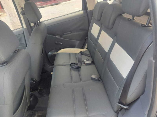 Imagem 11 de 11 de Hyundai Hb20s 1.0 M Comfort 2014