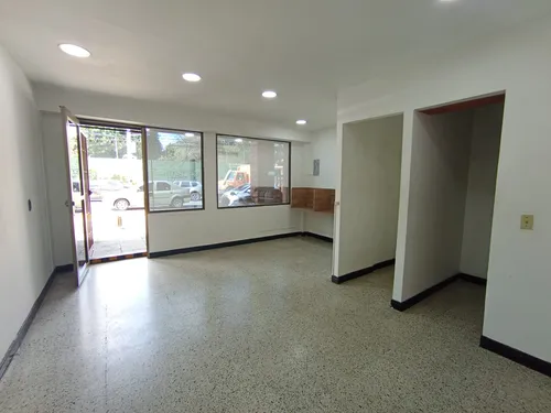 Arriendo Local En Laureles