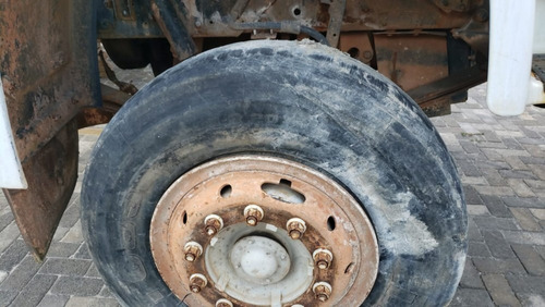 Vw 26220 Ano 2004 Chassi