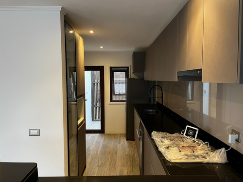 Casa Nueva En Maitencillo: Diseño, Luz Y Ubicación