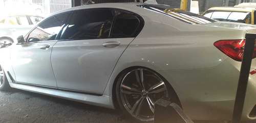 Imagem 2 de 13 de Bmw 750i Sedã