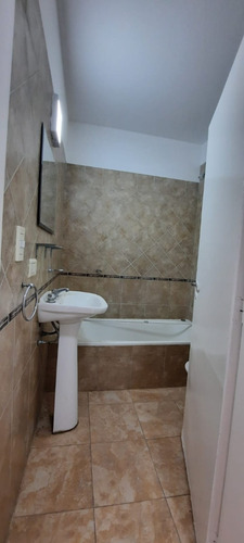 Imagen 7 de 20 de Departamentos A La Venta En Moreno Centro
