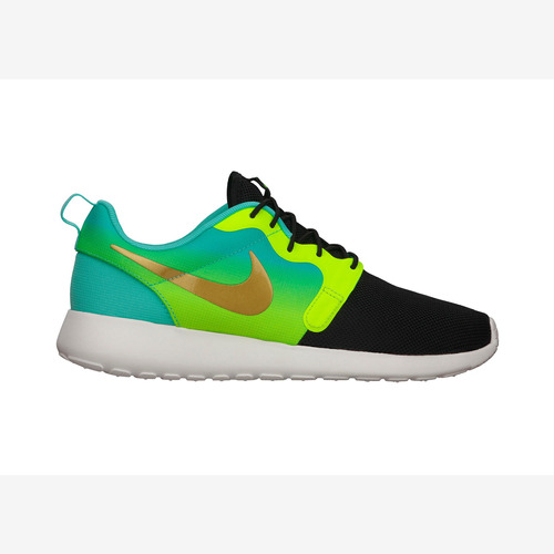 Zapatillas Nike Roshe Run Prm Qs Magista 677308_001   