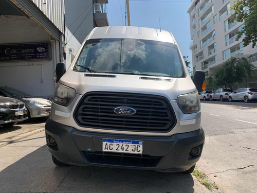 Ford Transit 2.2 Furgon Mediano 350m