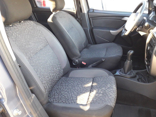 Imagen 17 de 24 de Renault Duster 2012 1.6 4x2 Confort Plus 110cv
