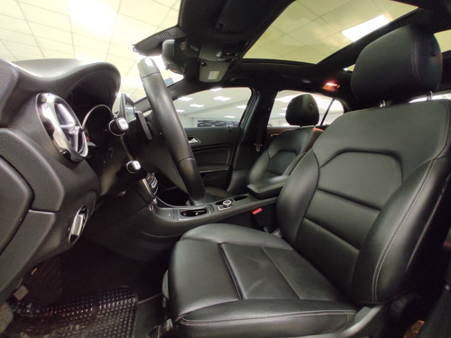Imagen 15 de 15 de Mercedes Benz Gla 200 Urban 2017
