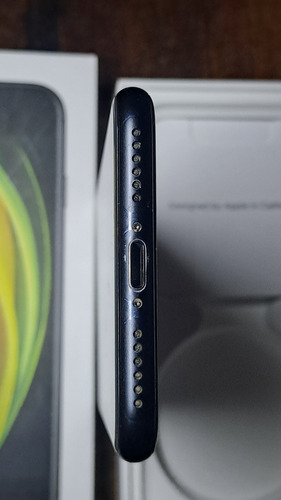 Apple iPhone SE (2da Generación) 128 Gb - Negro Usado (Usado)