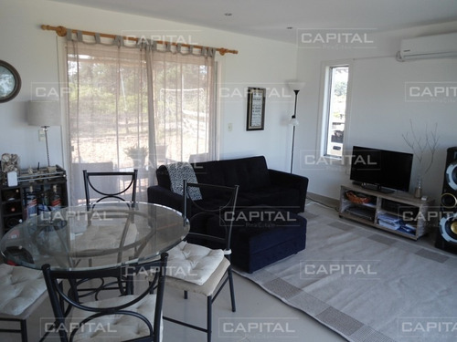 Imagen 4 de 9 de Venta De Casa De Dos Dormitorios Y Piscina En Punta Ballena- Ref: 29274