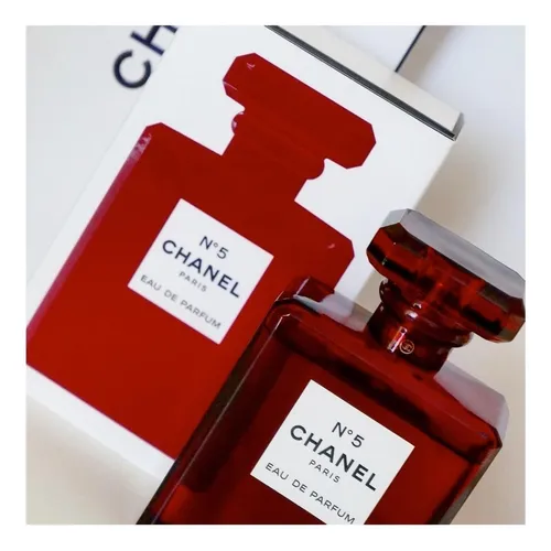 Chanel no 5 hot sale dressed in red