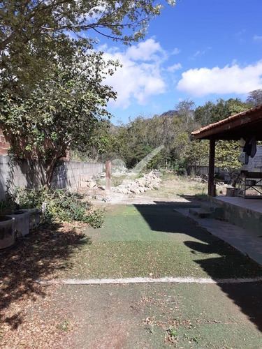 Imagem 9 de 13 de Chácara À Venda Em Portão - Ch003627
