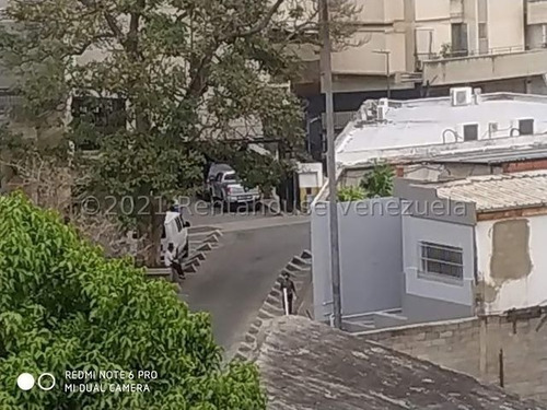 Imagen 18 de 21 de Omar Espinoza Ofrece Comoda Oficina En Alquiler Las Delicias De Sabana Grande