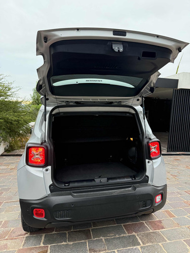 Jeep Renegade 1.8 Sport