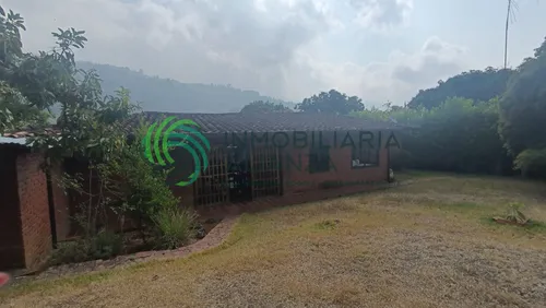Casa En Venta En Lagos Del Cacique. Cod V61450