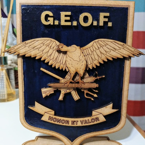 Panoplia Escudo Geof - Escudos Militares - Varios