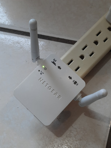 Repetidor Extensor De Señal Wifi Netgear Wn3000rpv3 (Usado)