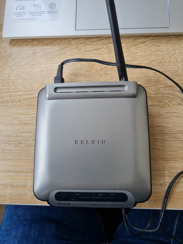 Router Belkin Wireless G F5d7230-4