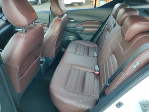 Imagem 10 de 13 de Nissan Kicks Sl