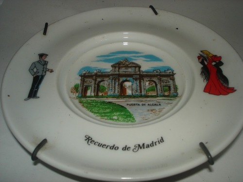 Plato De Porcelana Dr Recuerdo De Madrid Spain Puerta Alcala