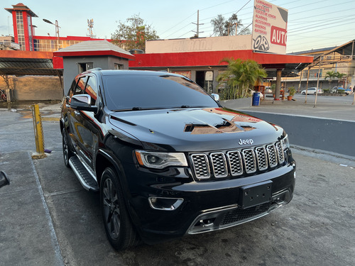 Jeep Gran Cherokee Overland Techo Panorámico