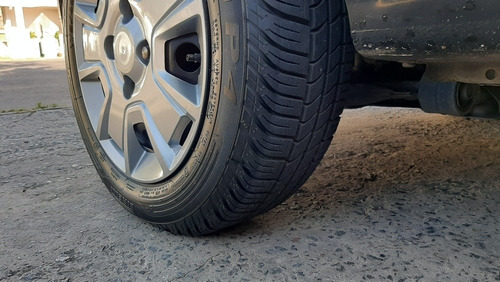 Imagen 13 de 13 de Ford Ka 2012 1.0 Fly Viral 63cv