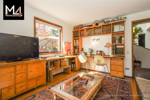 Casa En Venta De 5 Dorm. En Las Condes