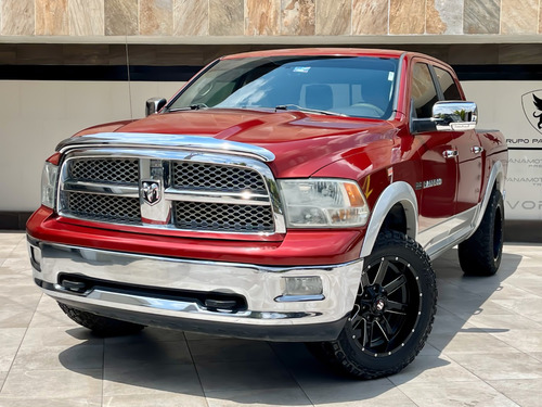 Dodge Ram 2500 5.7 Pickup Crew Cab Laramie 4x4 Mt