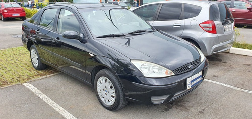Ford Focus 1.6 Glx Sedan 8v
