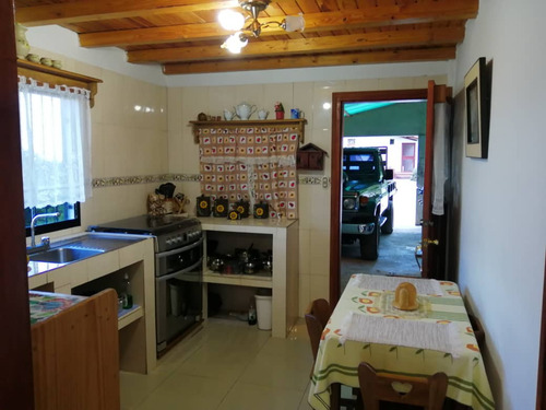 Casa Y Terreno En Galipan