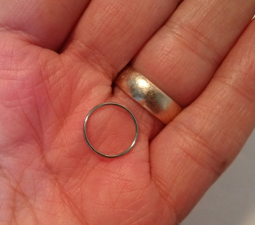 Imagem 3 de 5 de 100 Argolas Em Aço Inox Para Montagem De Lustres 12mm
